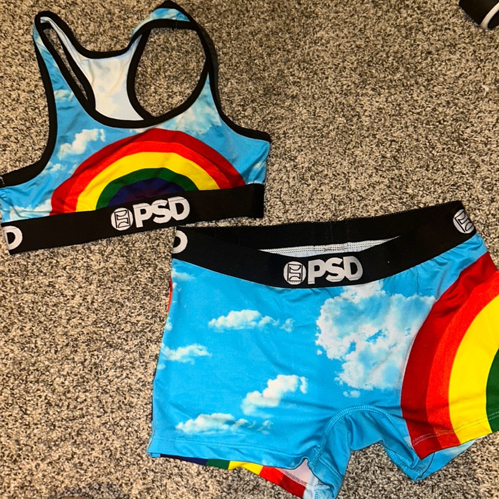Matching Set / PSD underwear.